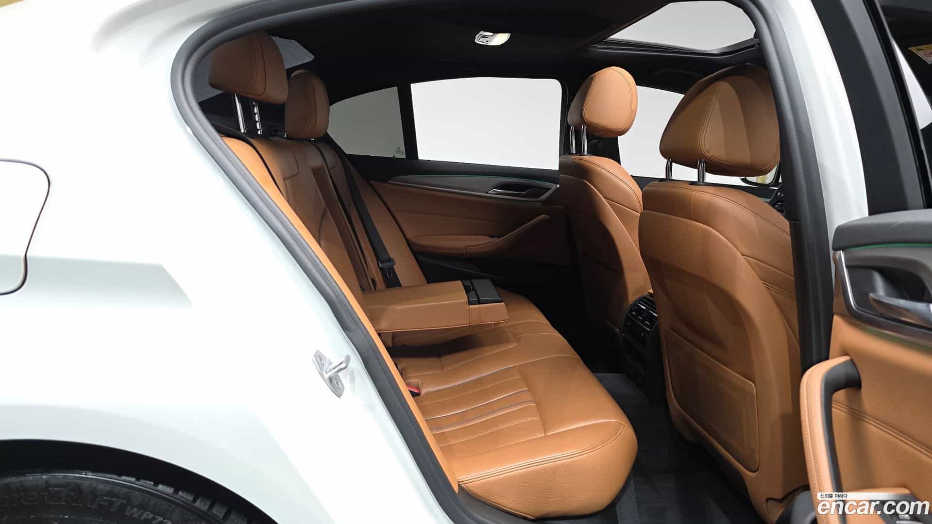 5-Series BMW 2018.5-OPTION-015