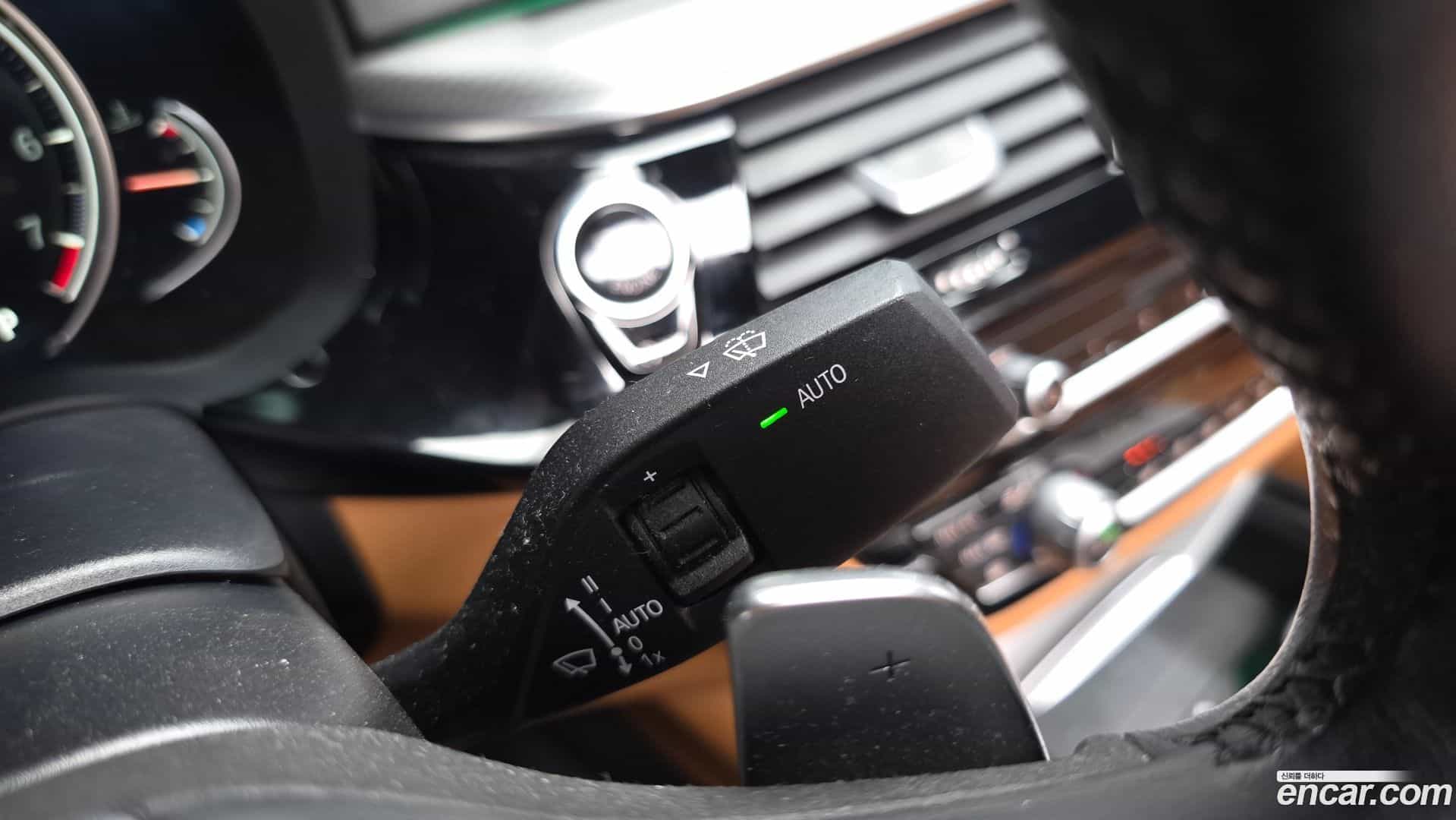 5-Series BMW 2018.5-OPTION-040