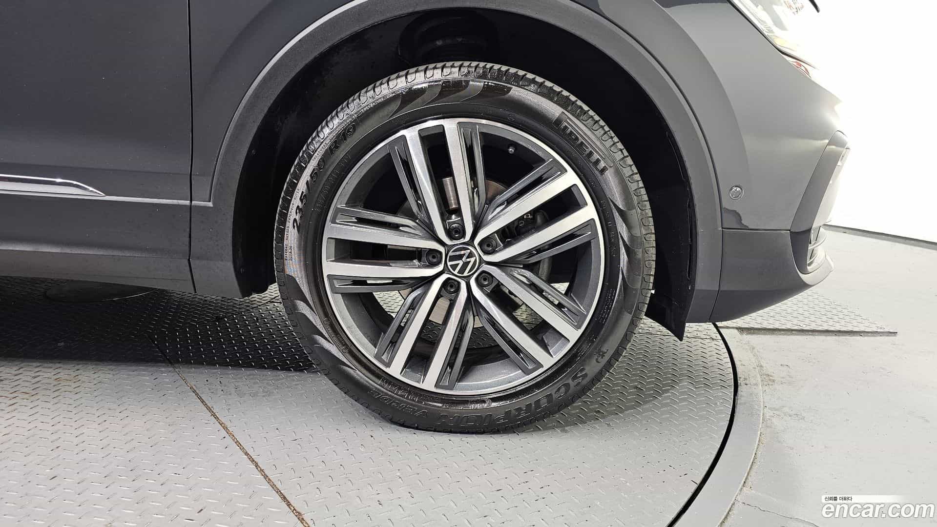 Tiguan Volkswagen 2022.11-OUTER-031