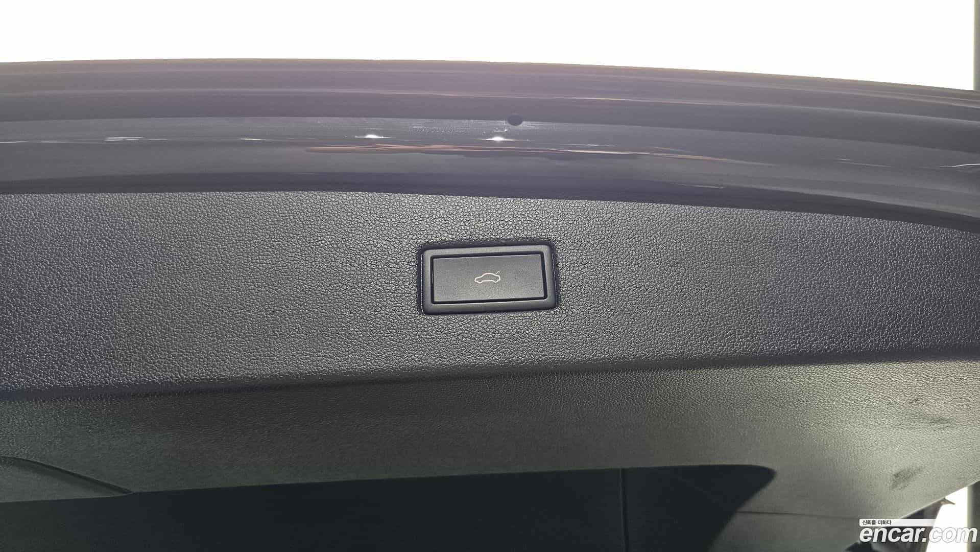 Tiguan Volkswagen 2022.11-OPTION-044