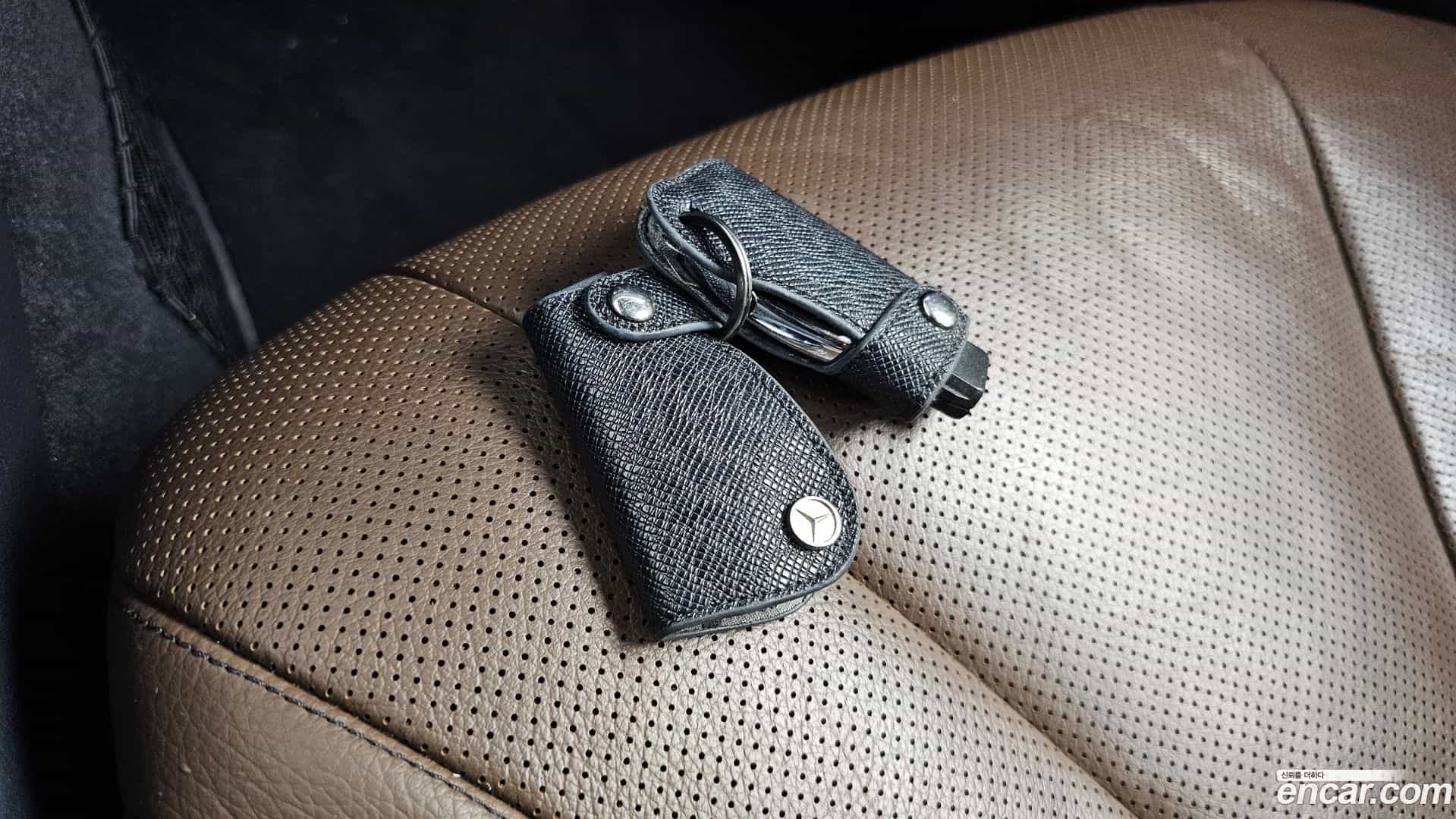S-Class Mercedes-Benz 2017.6-OPTION-023