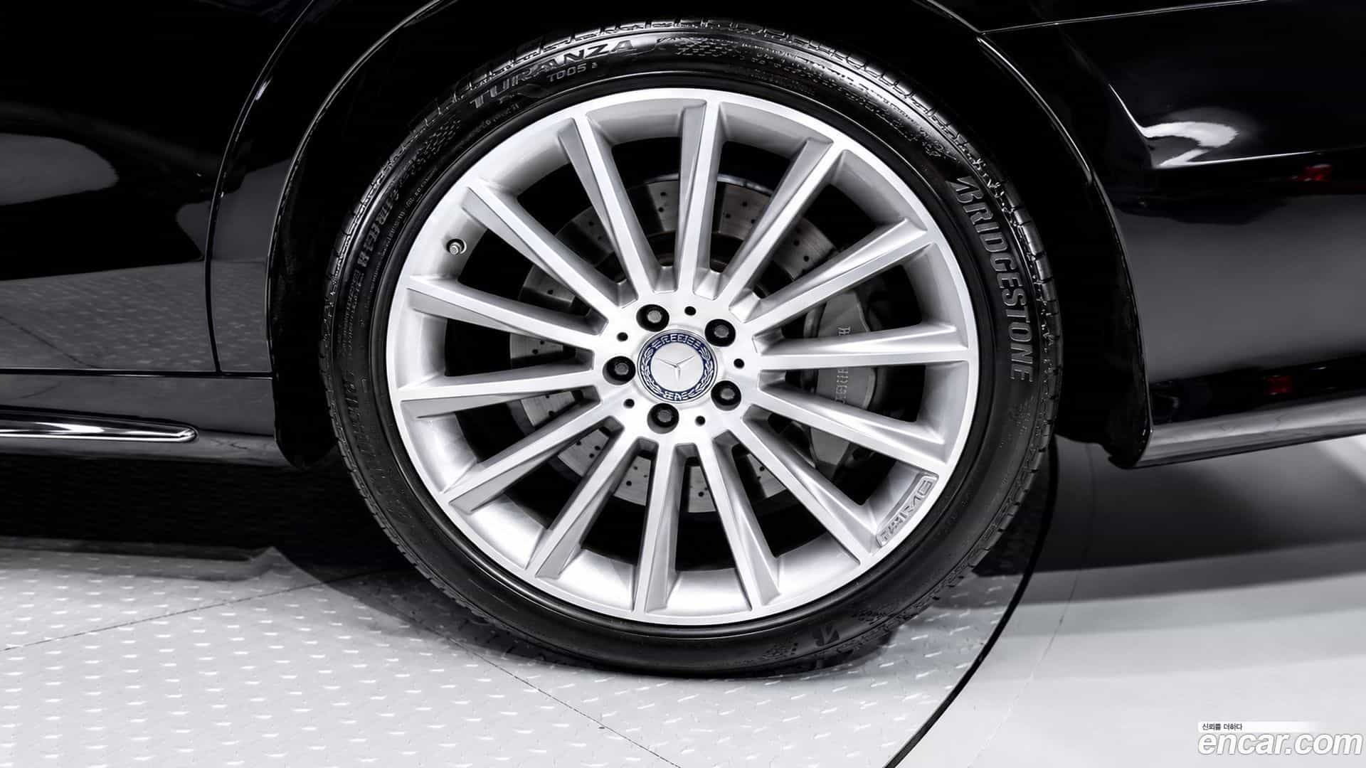 S-Class Mercedes-Benz 2017.6-OUTER-031