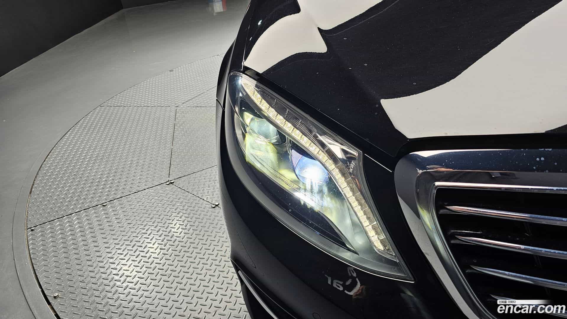 S-Class Mercedes-Benz 2017.6-OUTER-032