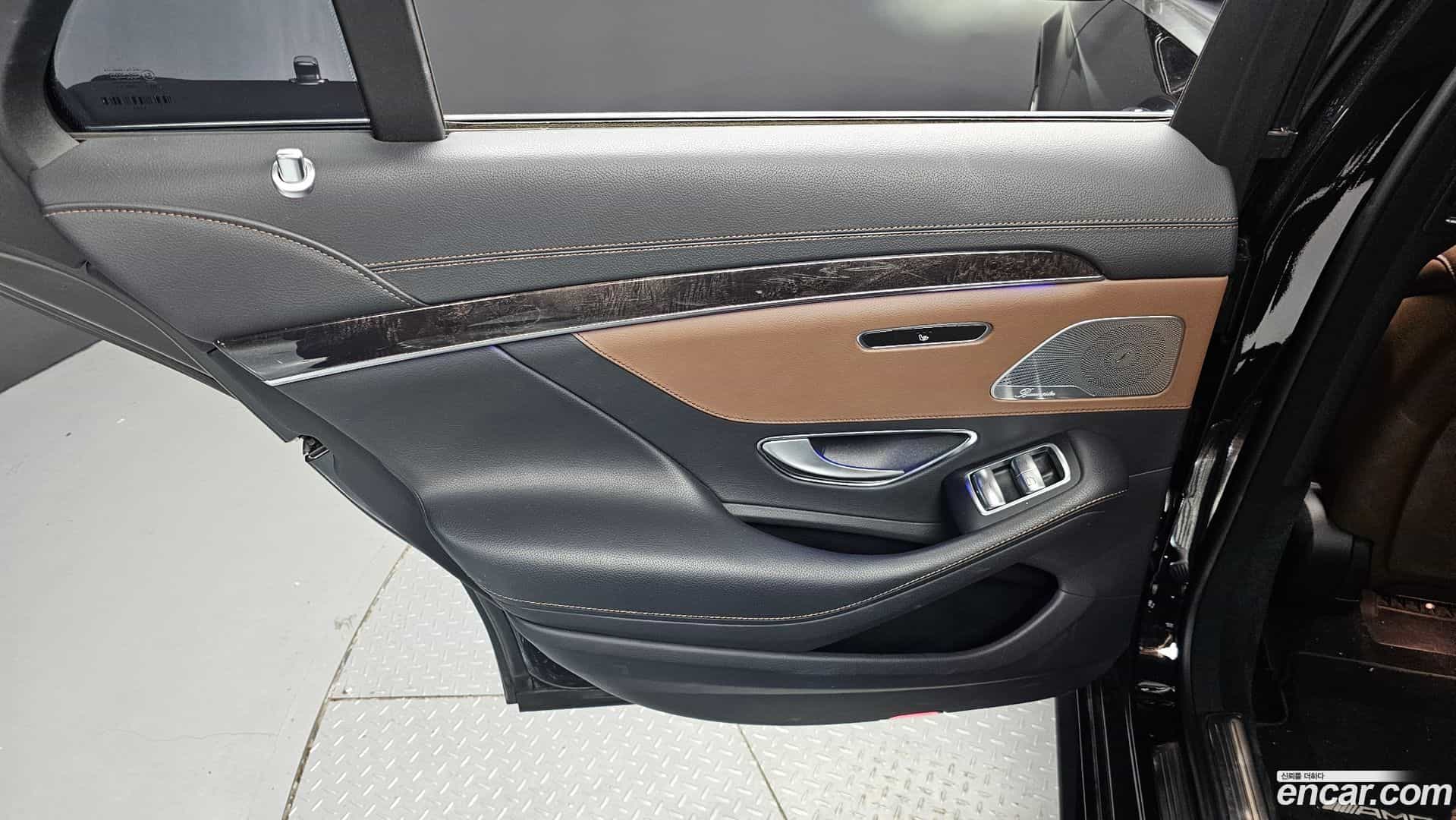 S-Class Mercedes-Benz 2017.6-INNER-035
