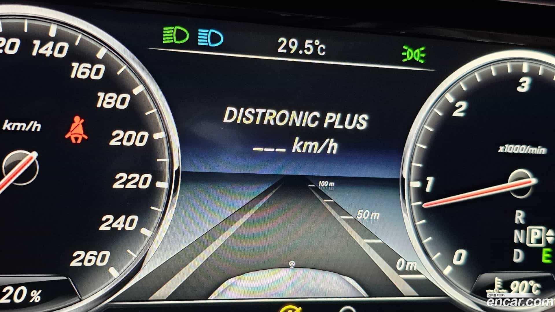 S-Class Mercedes-Benz 2017.6-OPTION-042