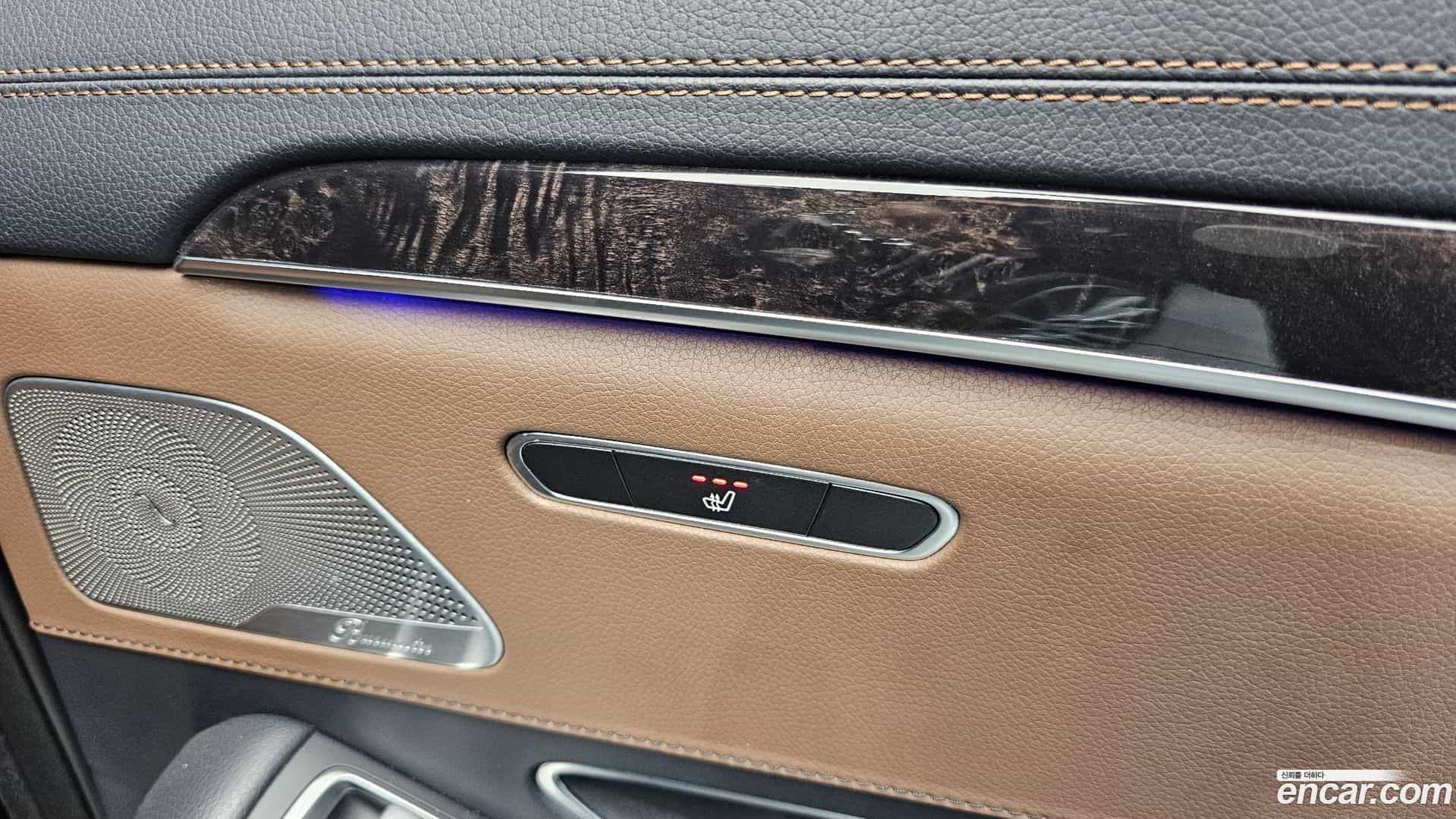 S-Class Mercedes-Benz 2017.6-OPTION-050