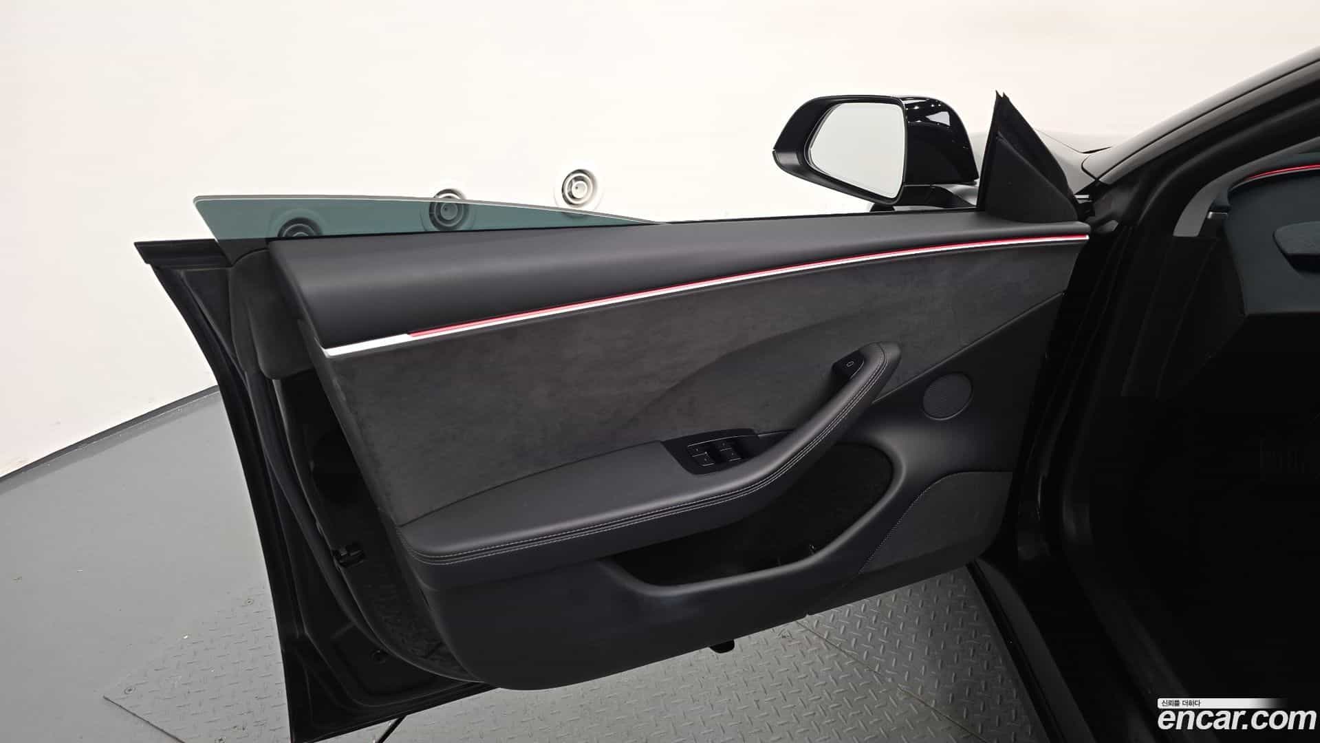 Model 3 Tesla 2024.4-INNER-034