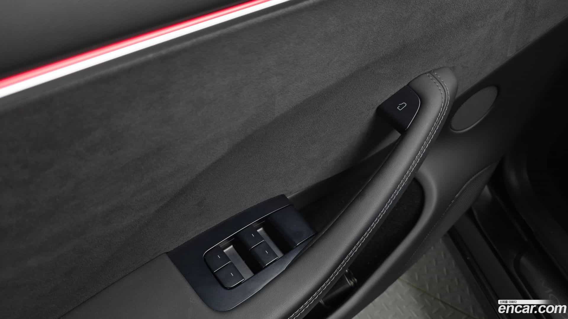 Model 3 Tesla 2024.4-OPTION-042
