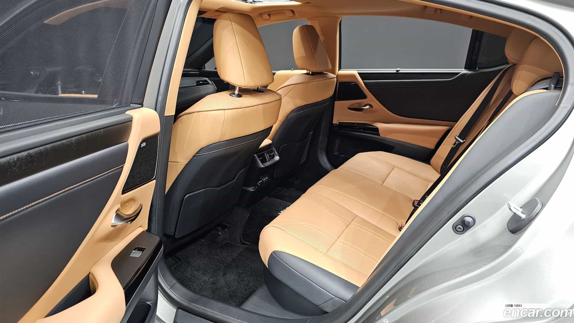 ES Lexus 2025.1-OPTION-015