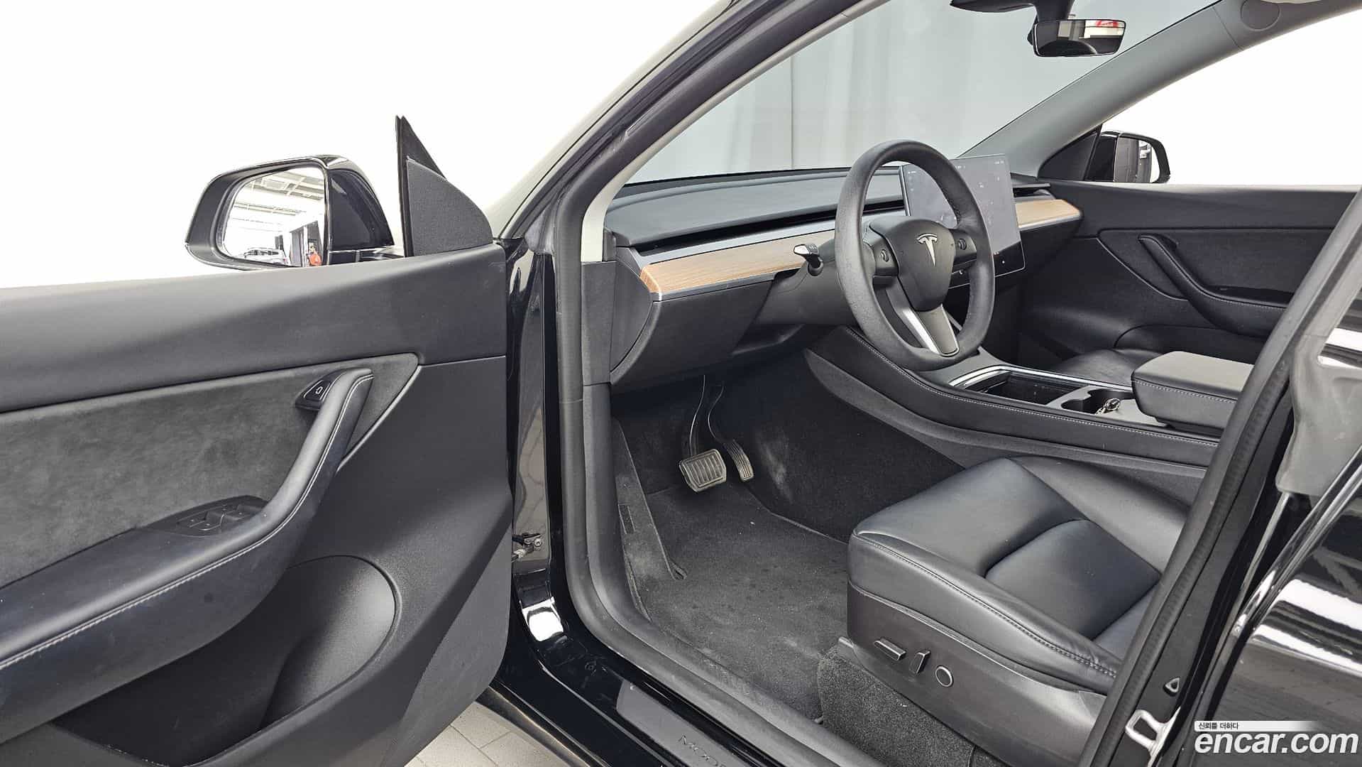Model Y Tesla 2022.4-INNER-010