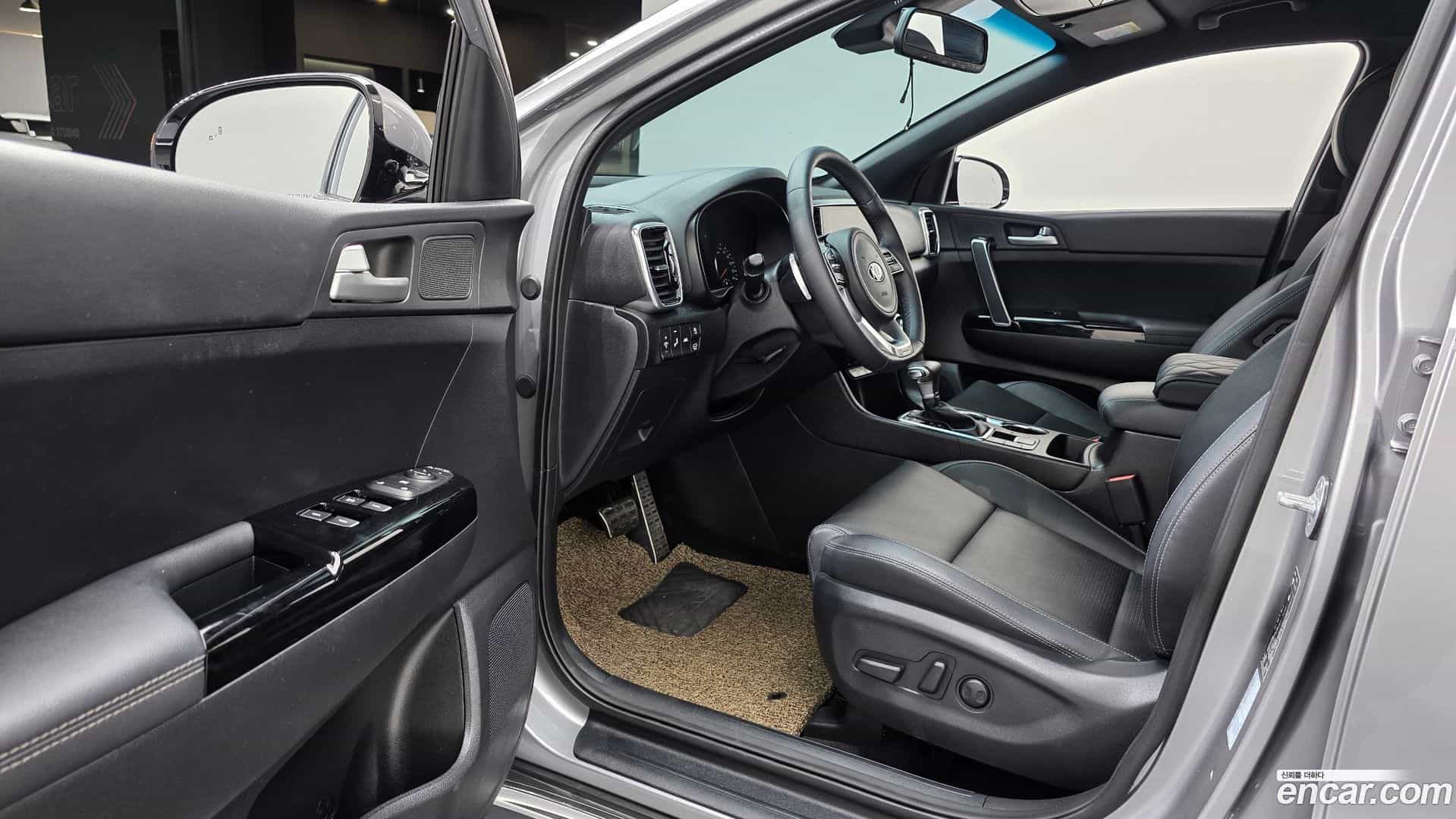 Sportage Kia 2021.6-INNER-010