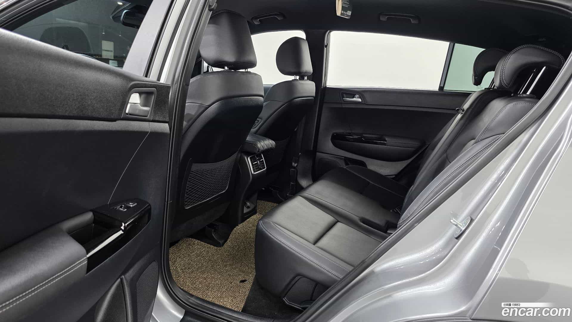 Sportage Kia 2021.6-OPTION-016