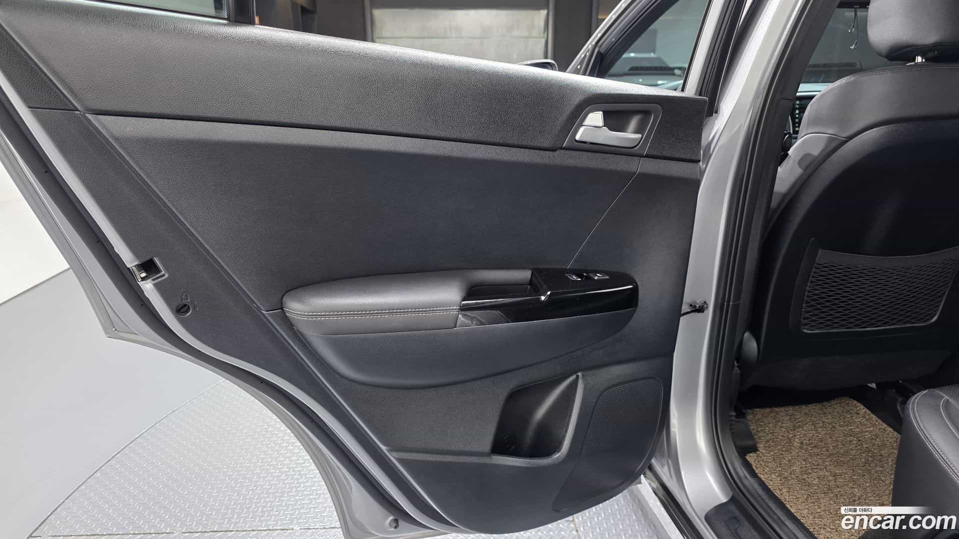 Sportage Kia 2021.6-INNER-035