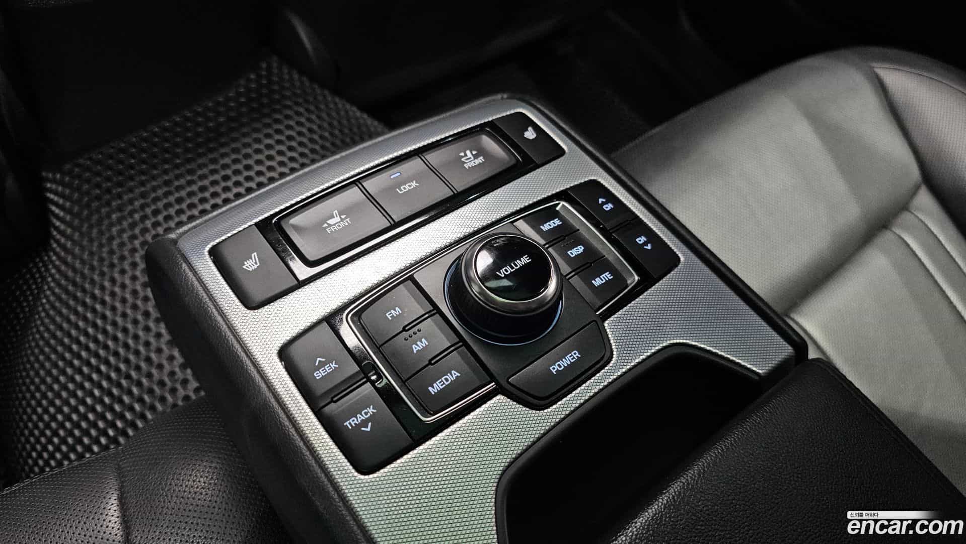 G80 Genesis 2018.3-OPTION-022