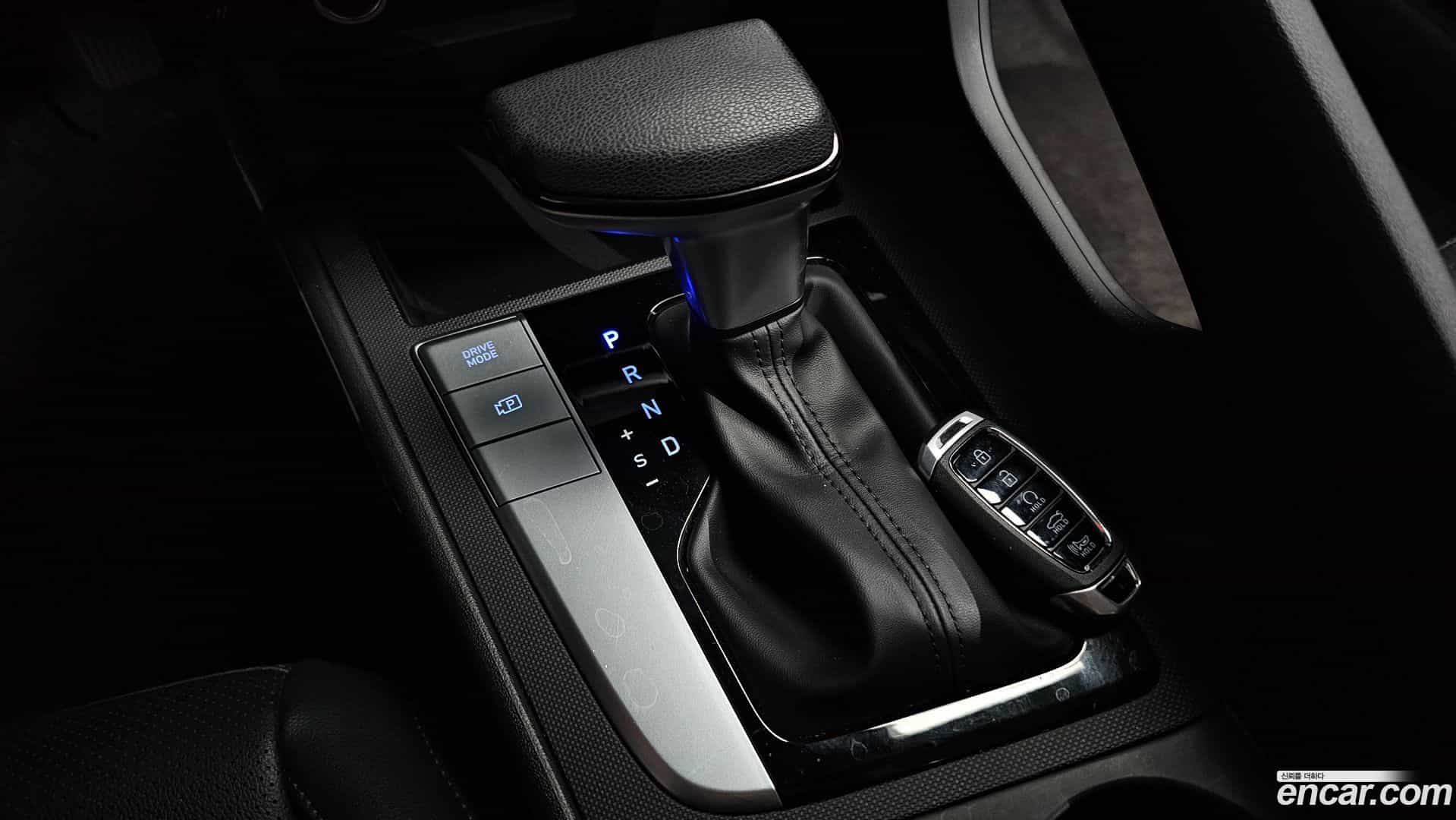 AVANTE Hyundai 2023.1-INNER-009