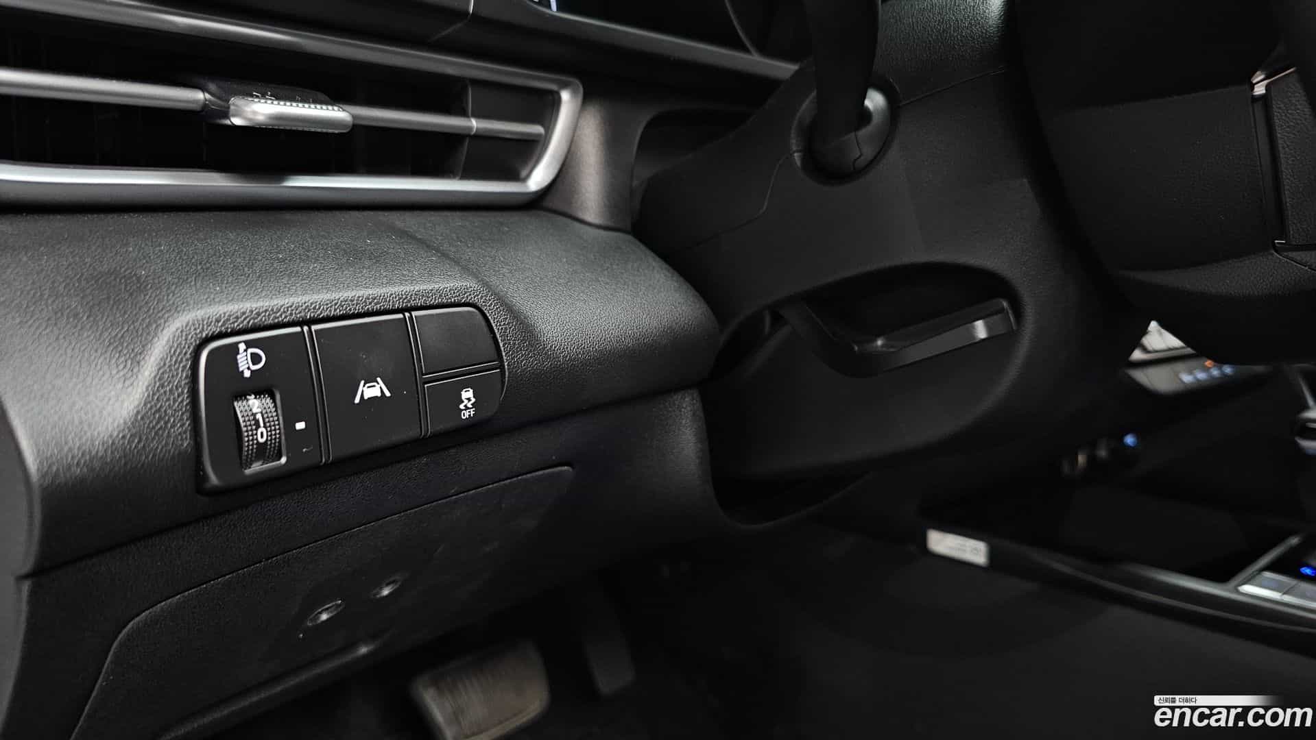 AVANTE Hyundai 2023.1-OPTION-041
