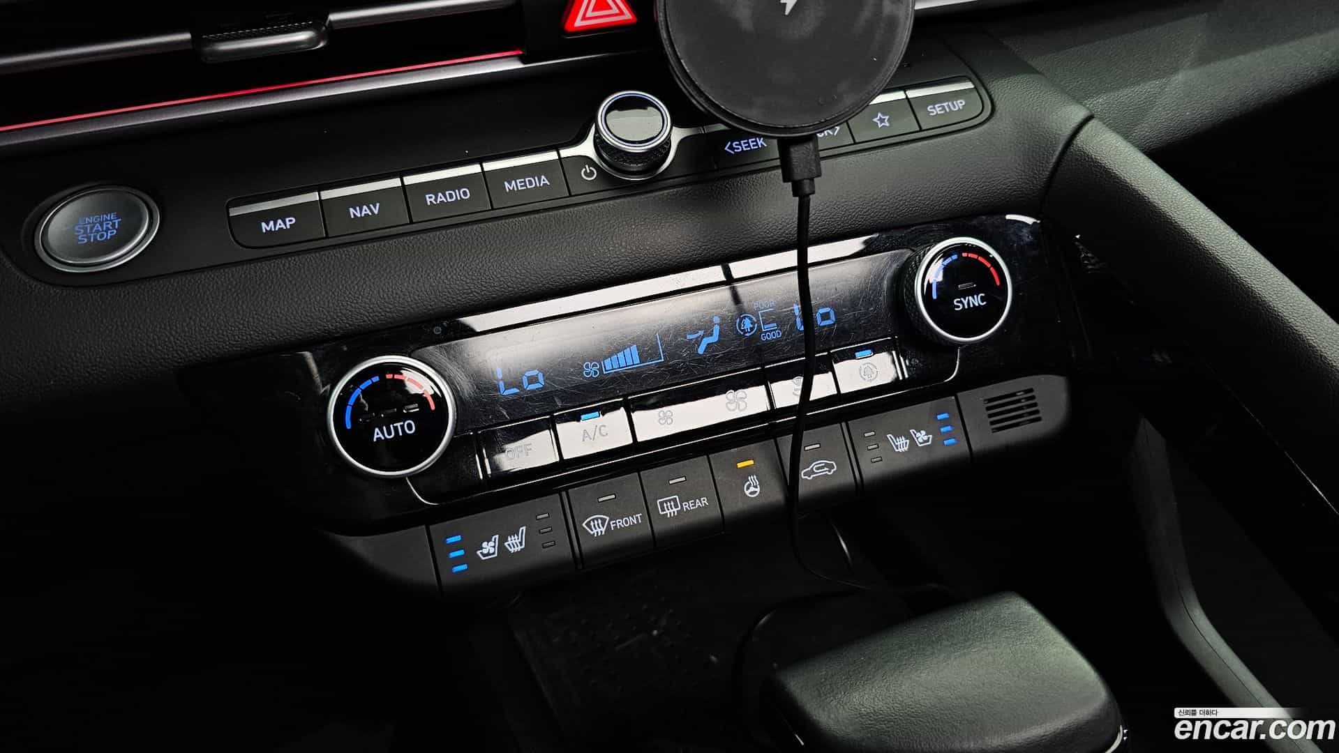 AVANTE Hyundai 2022.2-OPTION-044