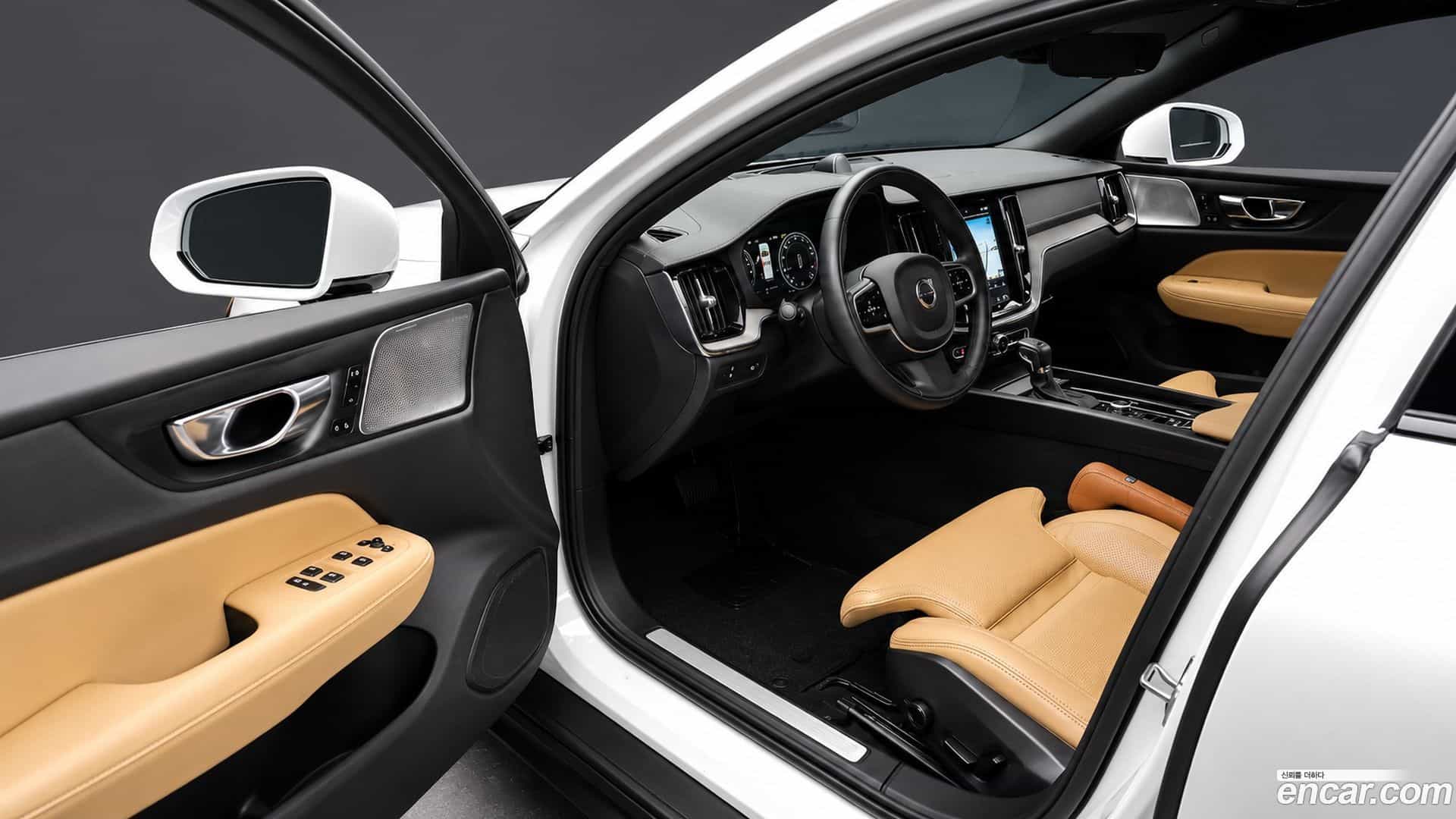 V60 Volvo 2020.4-INNER-010