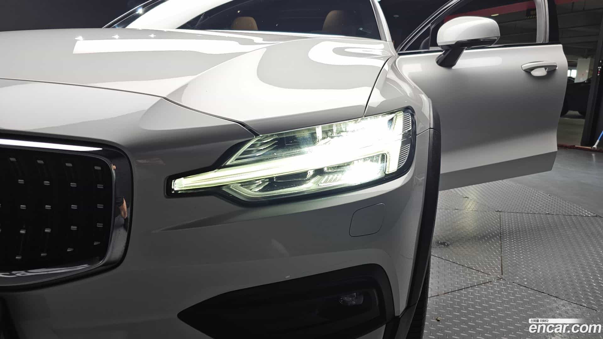 V60 Volvo 2020.4-OUTER-032