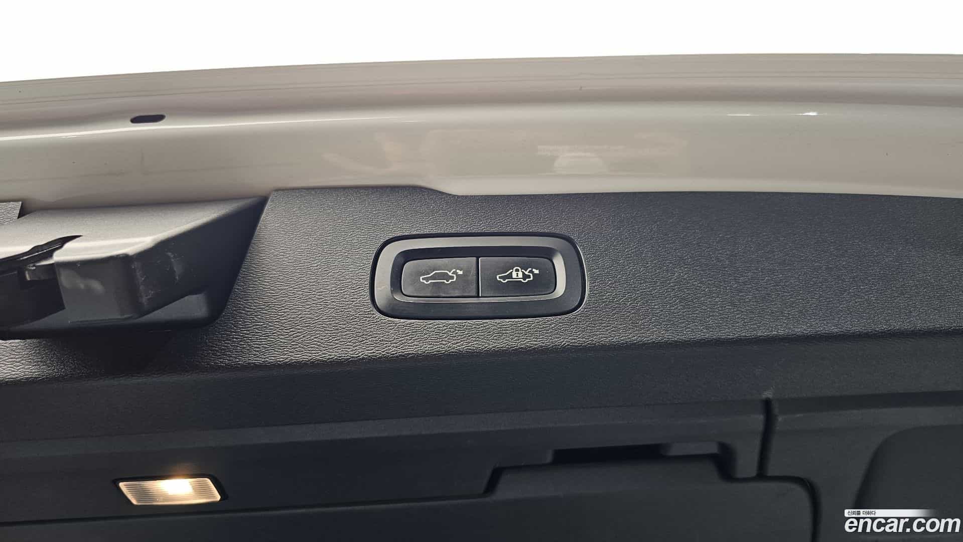 V60 Volvo 2020.4-OPTION-050