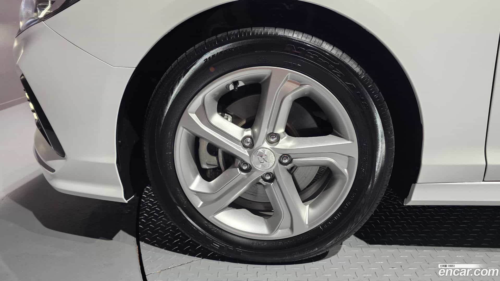 Sonata Hyundai 2019.1-OUTER-005
