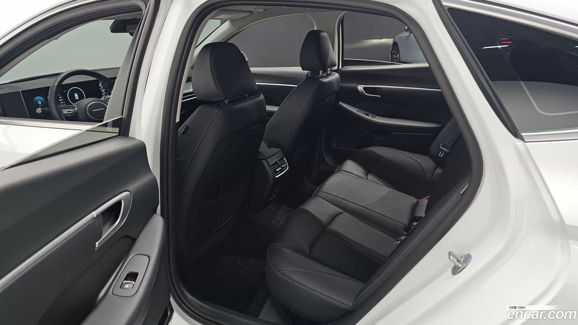 Sonata Hyundai 2025.11-OPTION-016