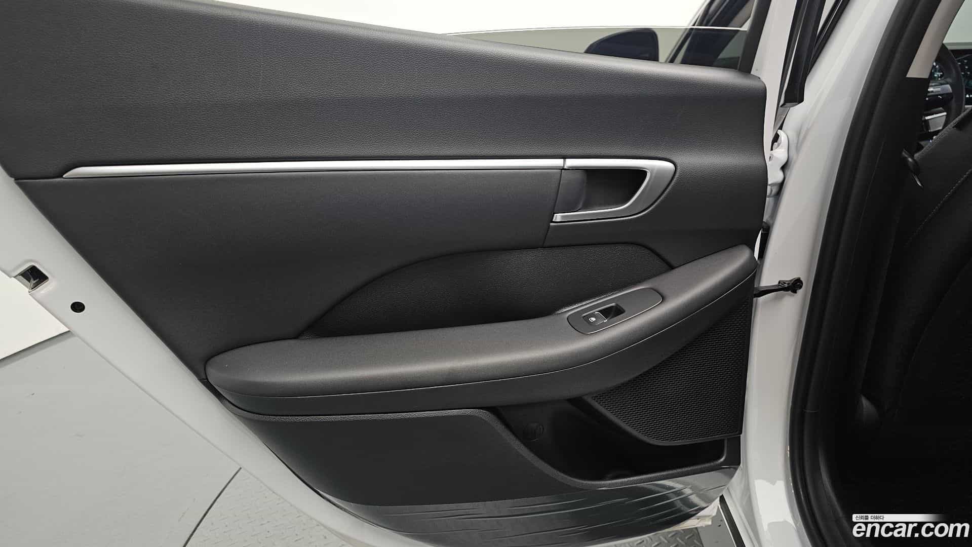Sonata Hyundai 2025.11-INNER-035