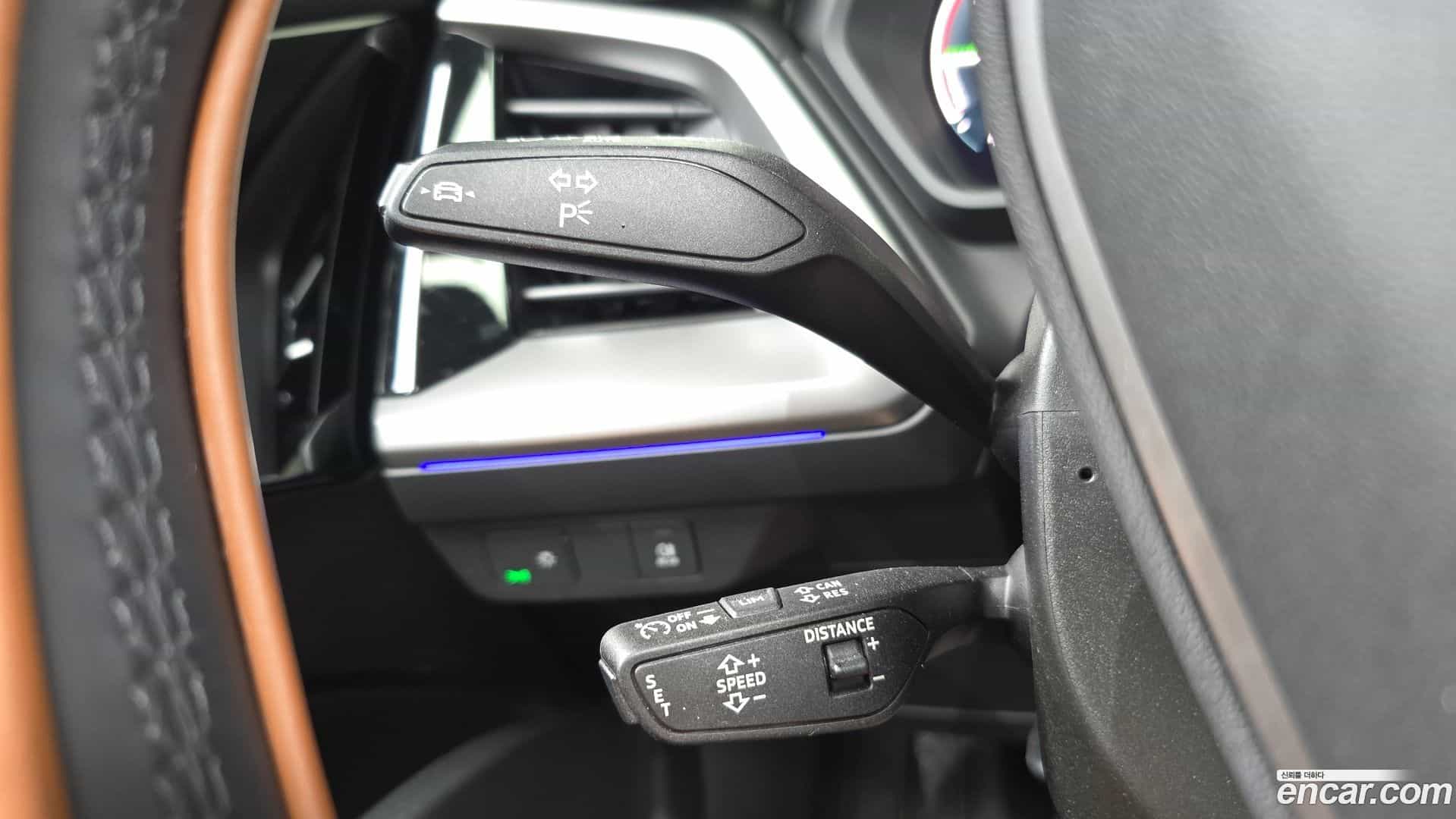 Q4 e-tron Audi 2023.11-OPTION-043