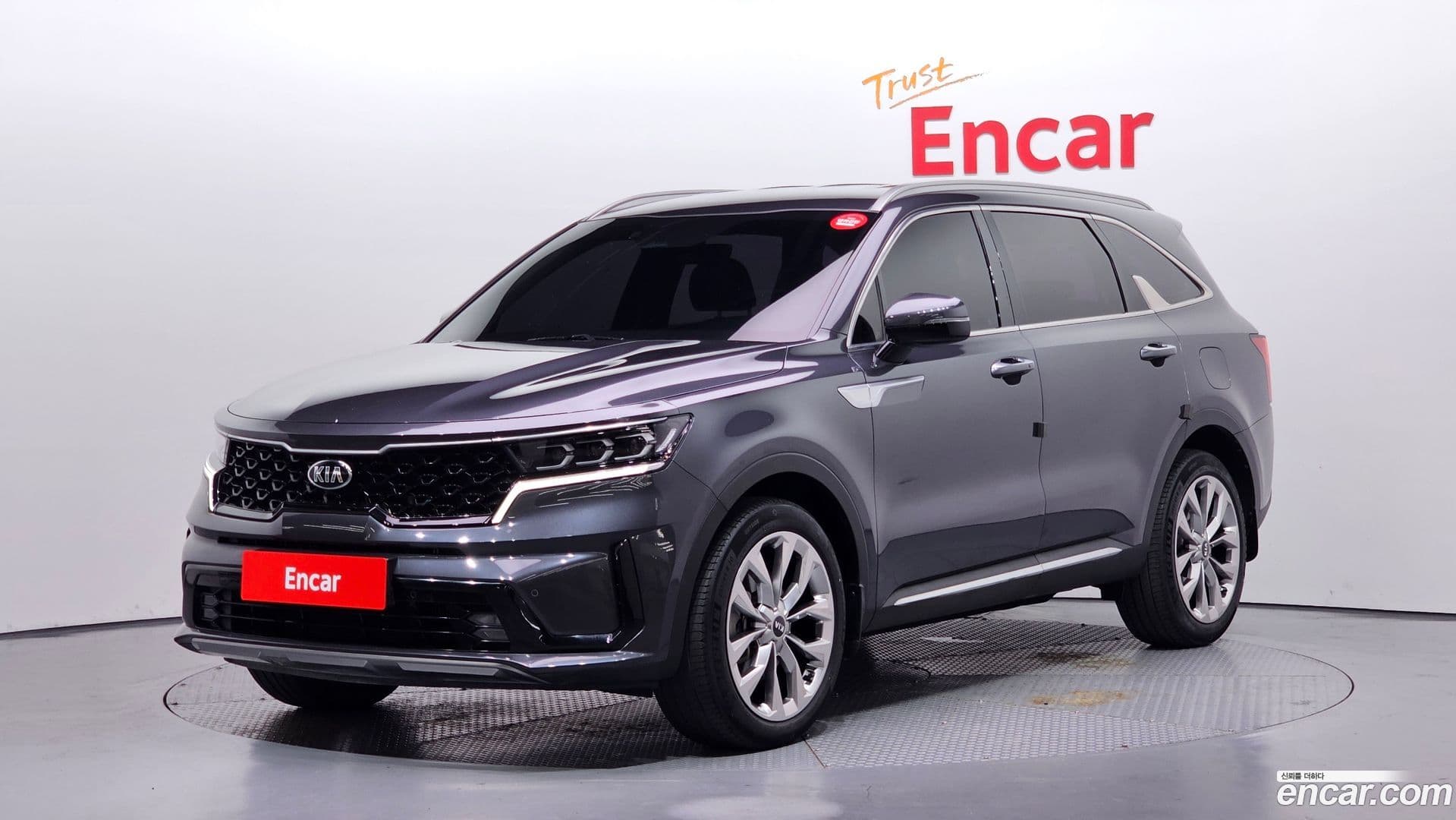 Main__Slider__Photo:Sorento Kia 2020.9-0