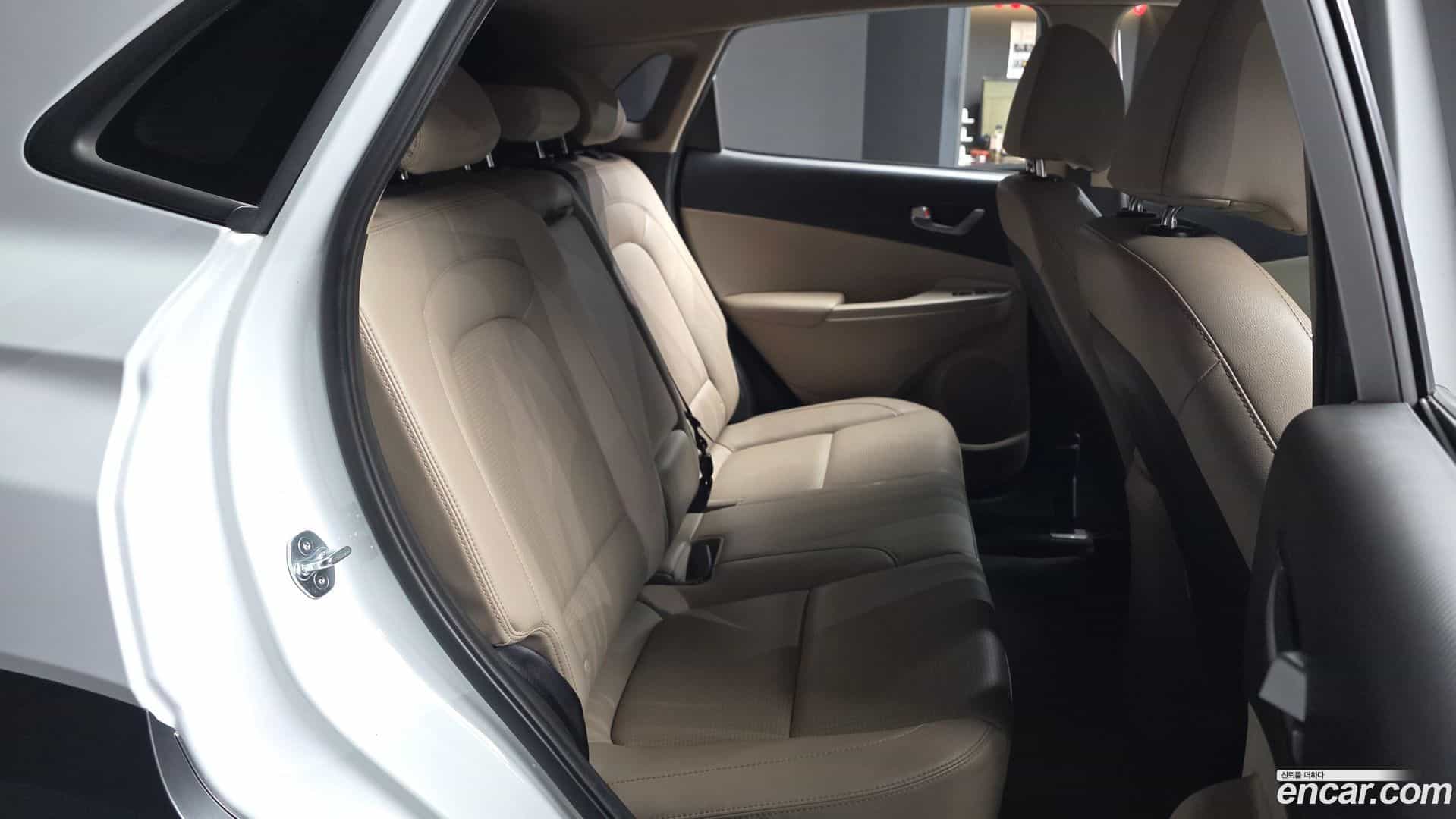 Kona Hyundai 2020.8-OPTION-016