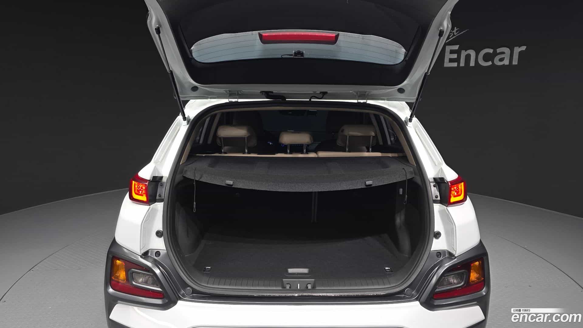 Kona Hyundai 2020.8-OPTION-024