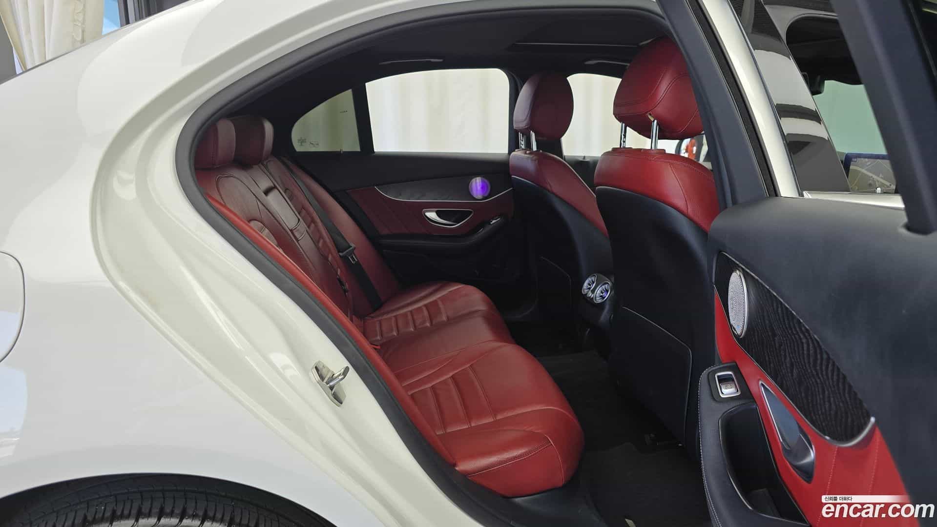 C-Class Mercedes-Benz 2018.1-OPTION-015