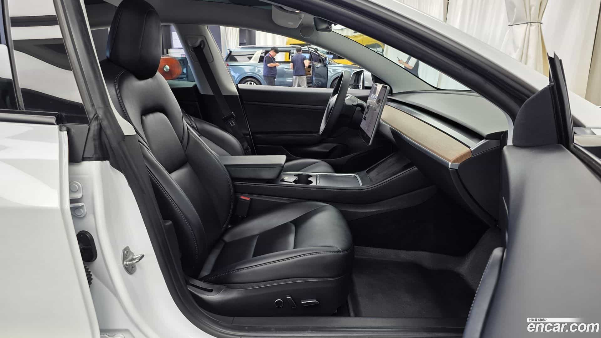 Model 3 Tesla 2021.2-OPTION-015