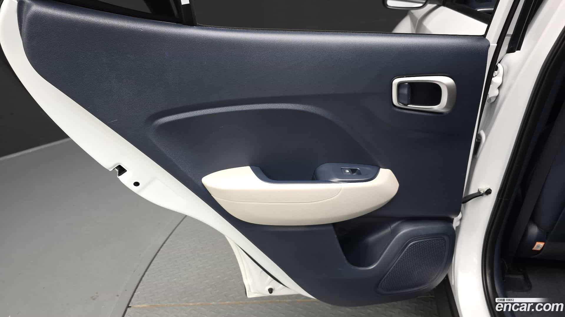 Venue Hyundai 2022.0-INNER-035