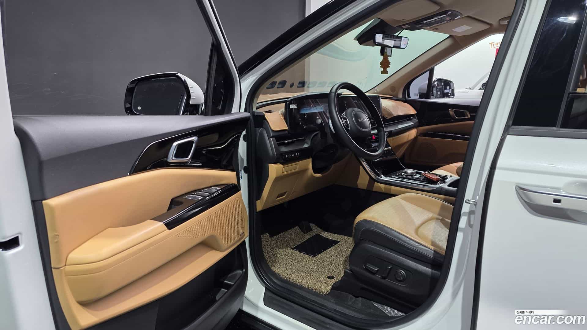 Canival Kia 2022.1-INNER-010