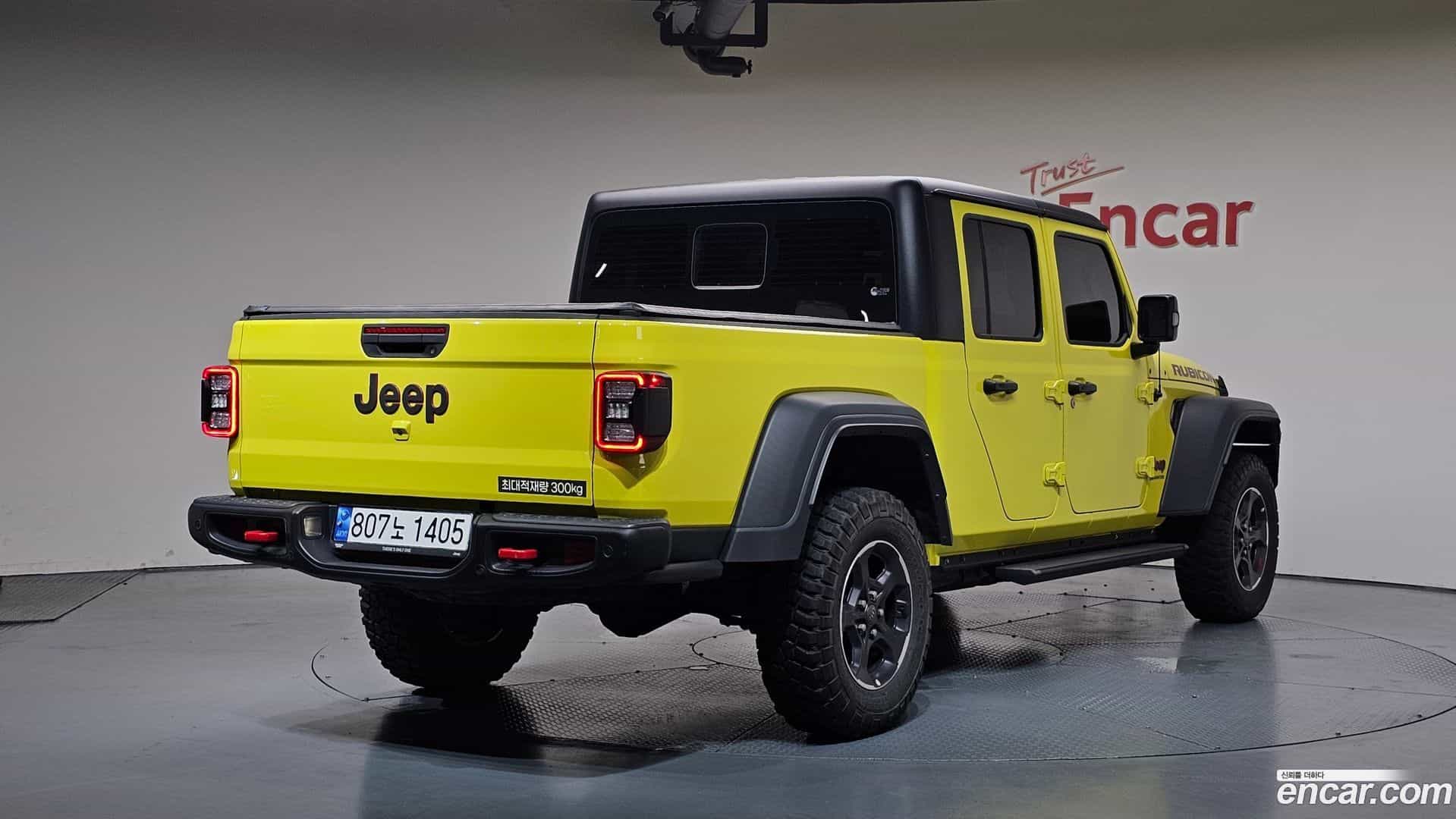Gladiator Jeep 2023.5-OUTER-002