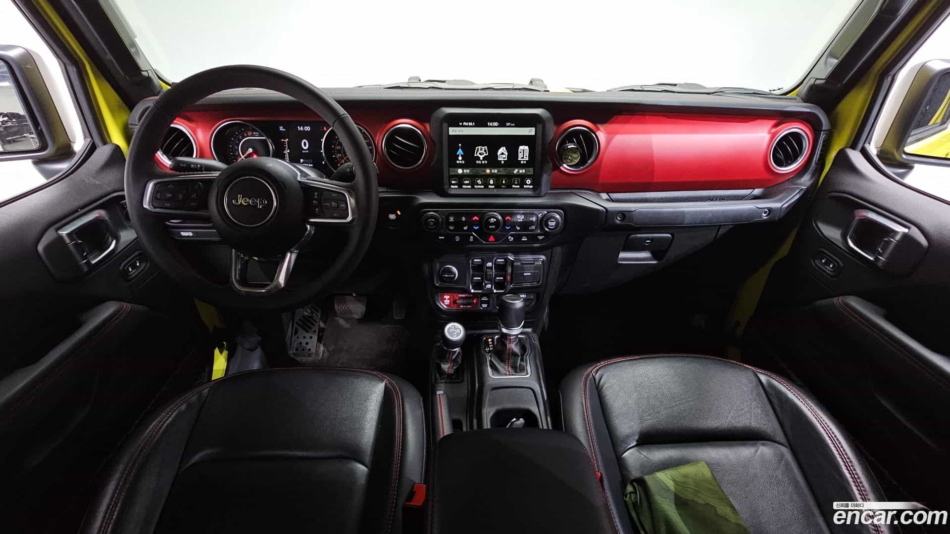 Gladiator Jeep 2023.5-INNER-007