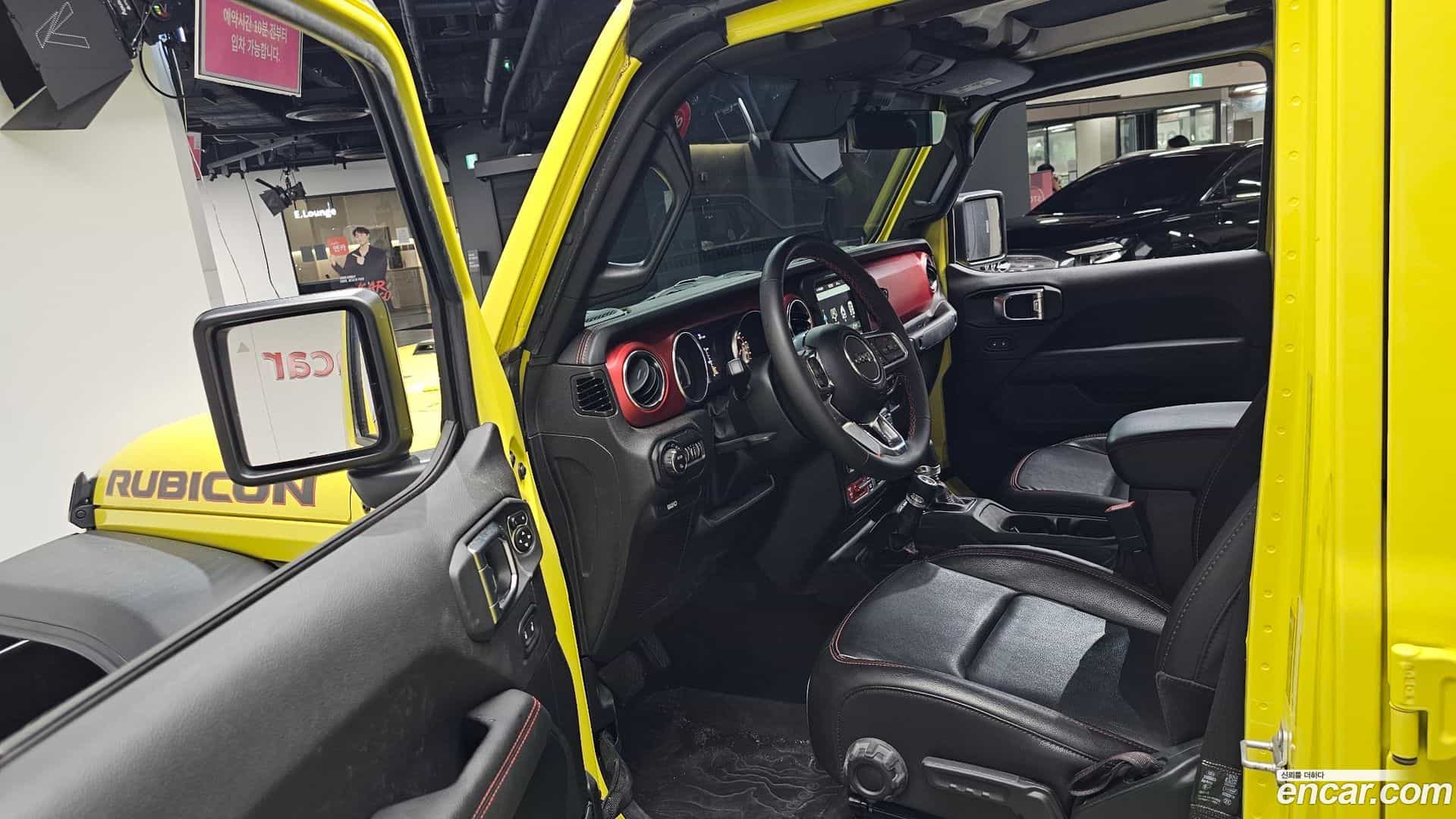 Gladiator Jeep 2023.5-INNER-010