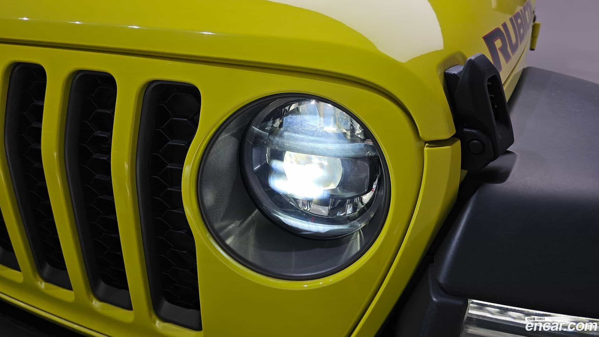 Gladiator Jeep 2023.5-OUTER-032