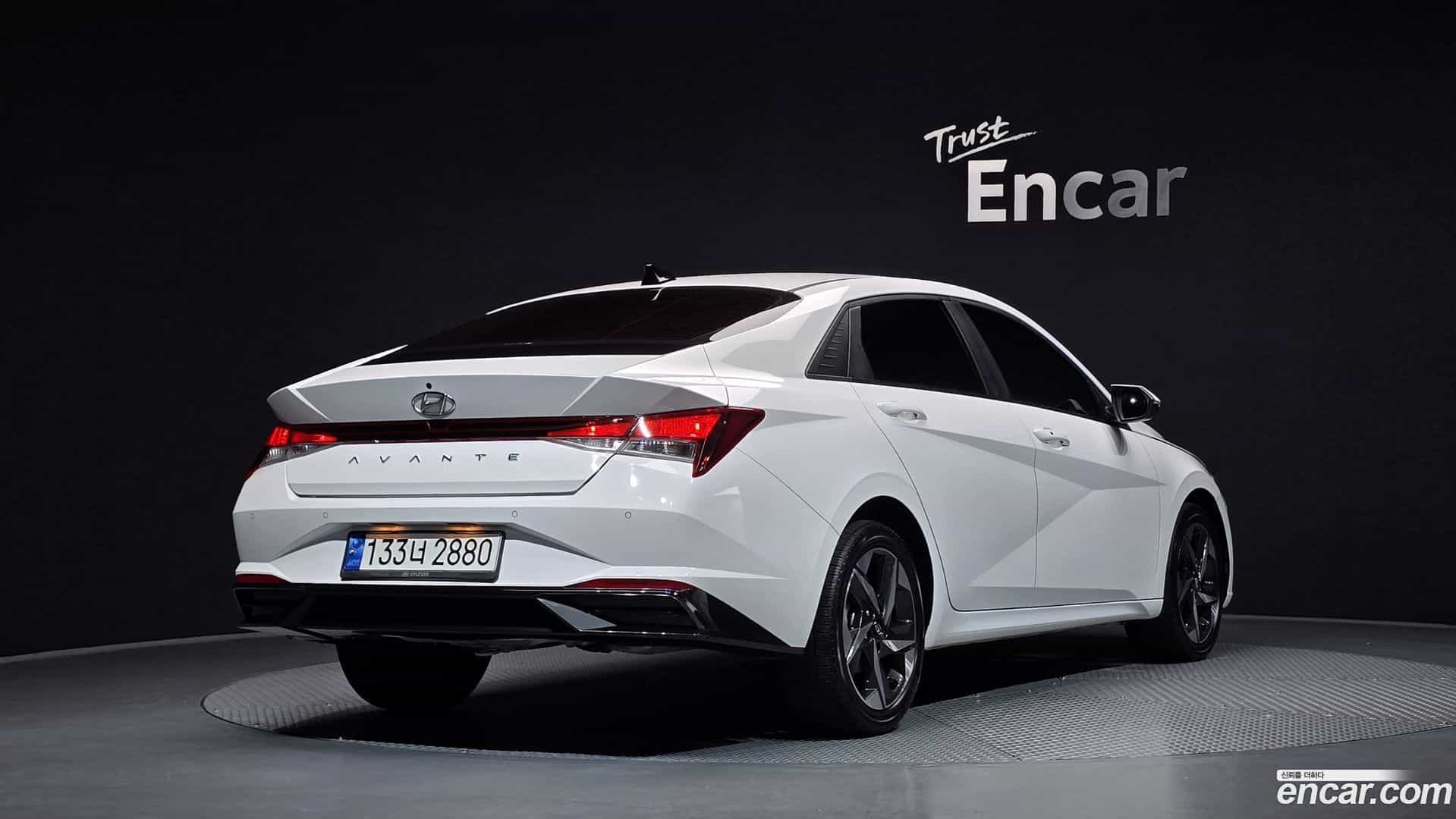 AVANTE Hyundai 2023.0-OUTER-002