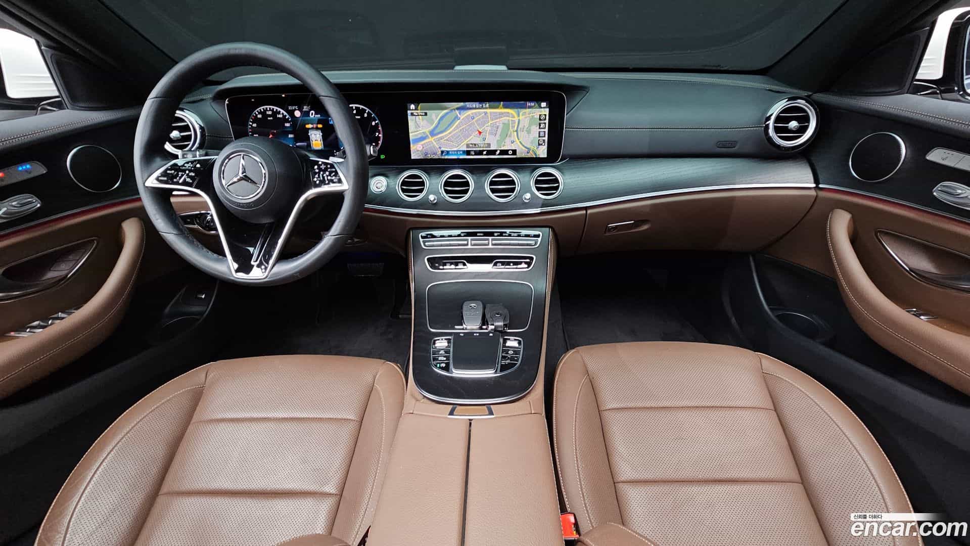 E-Class Mercedes-Benz 2023.9-INNER-007