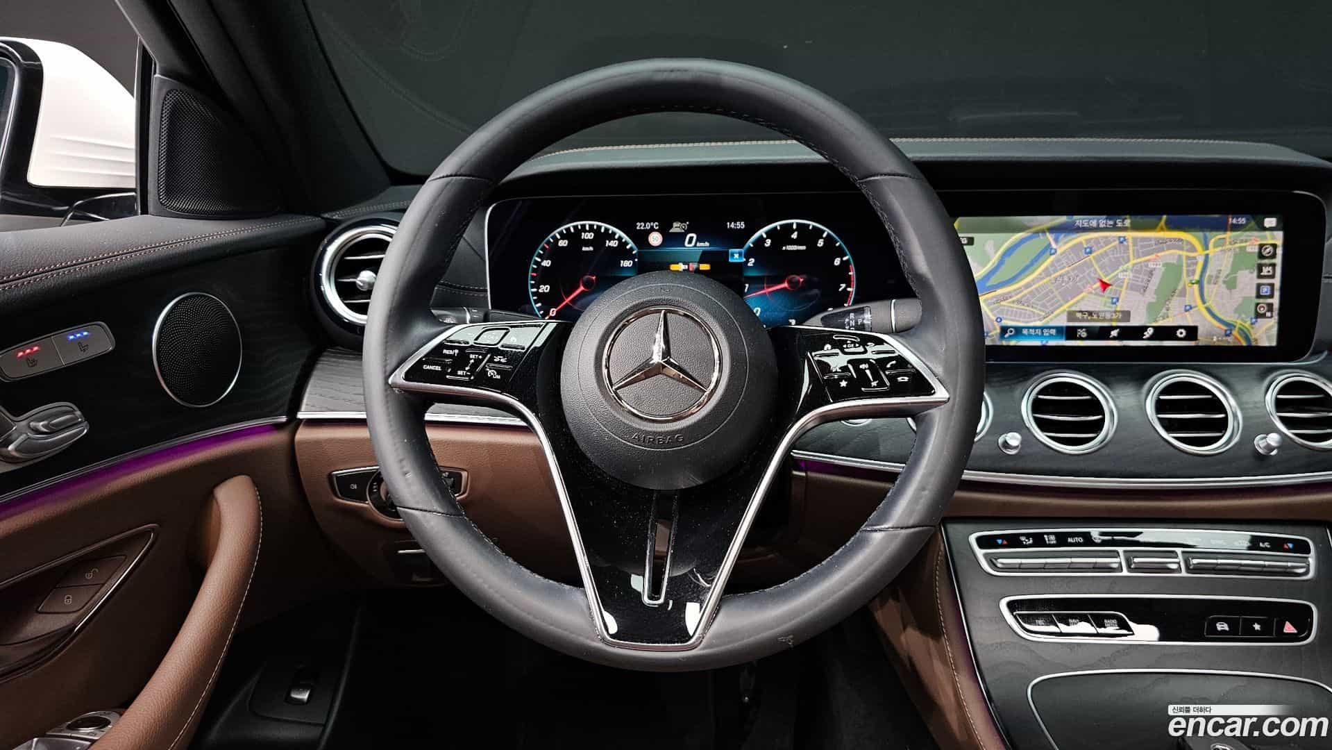 E-Class Mercedes-Benz 2023.9-OPTION-016