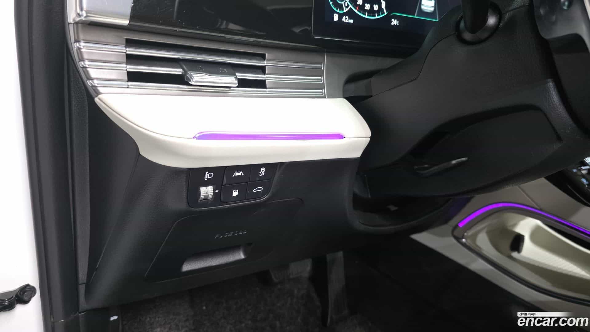 Grandeur Hyundai 2022.3-OPTION-040