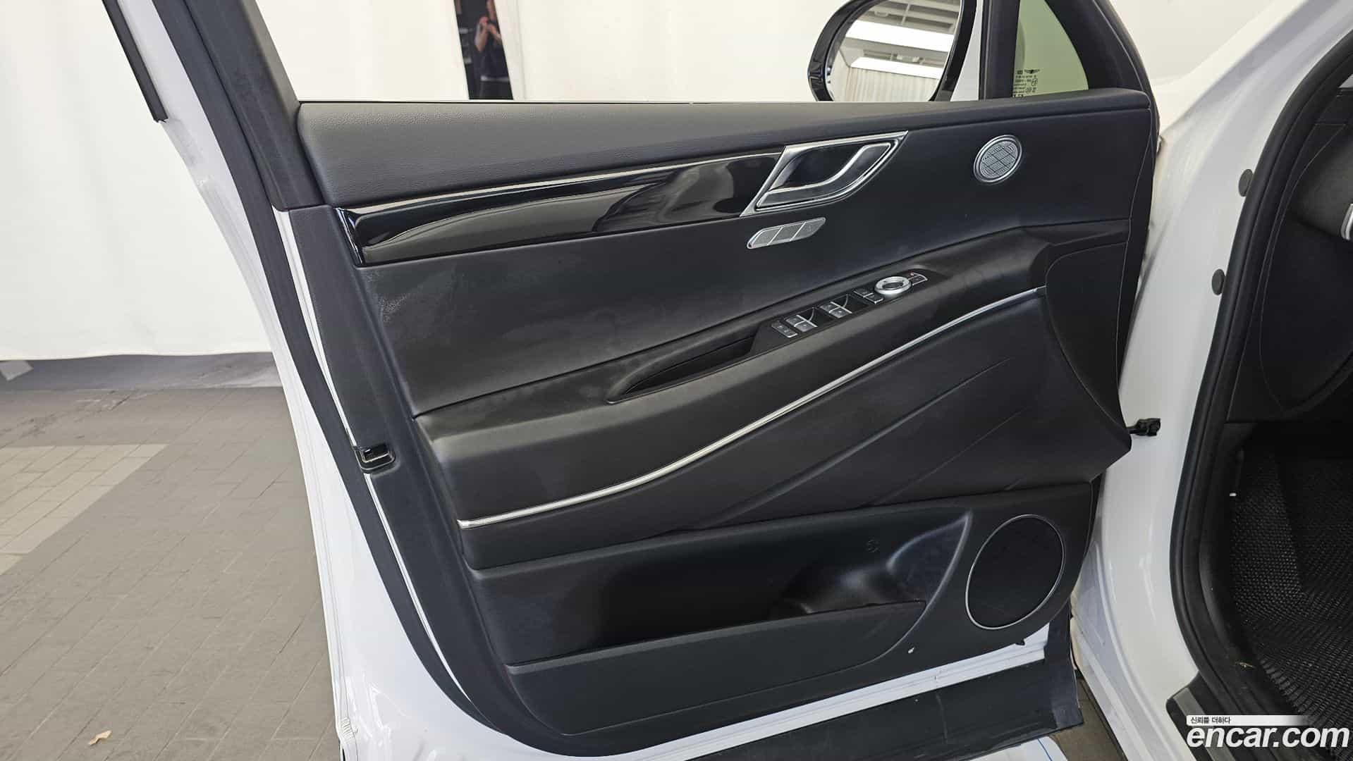 GV80 Genesis 2022.4-INNER-034