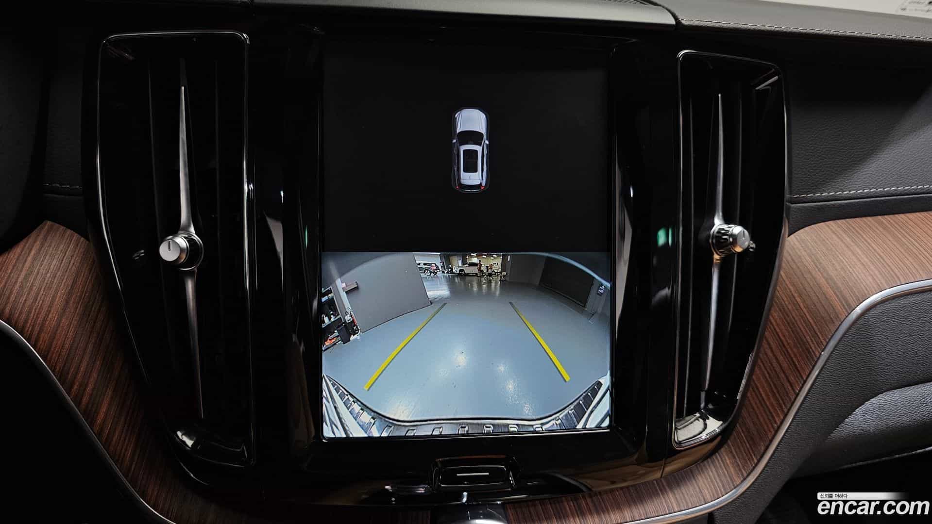XC60 Volvo 2023.4-OPTION-020
