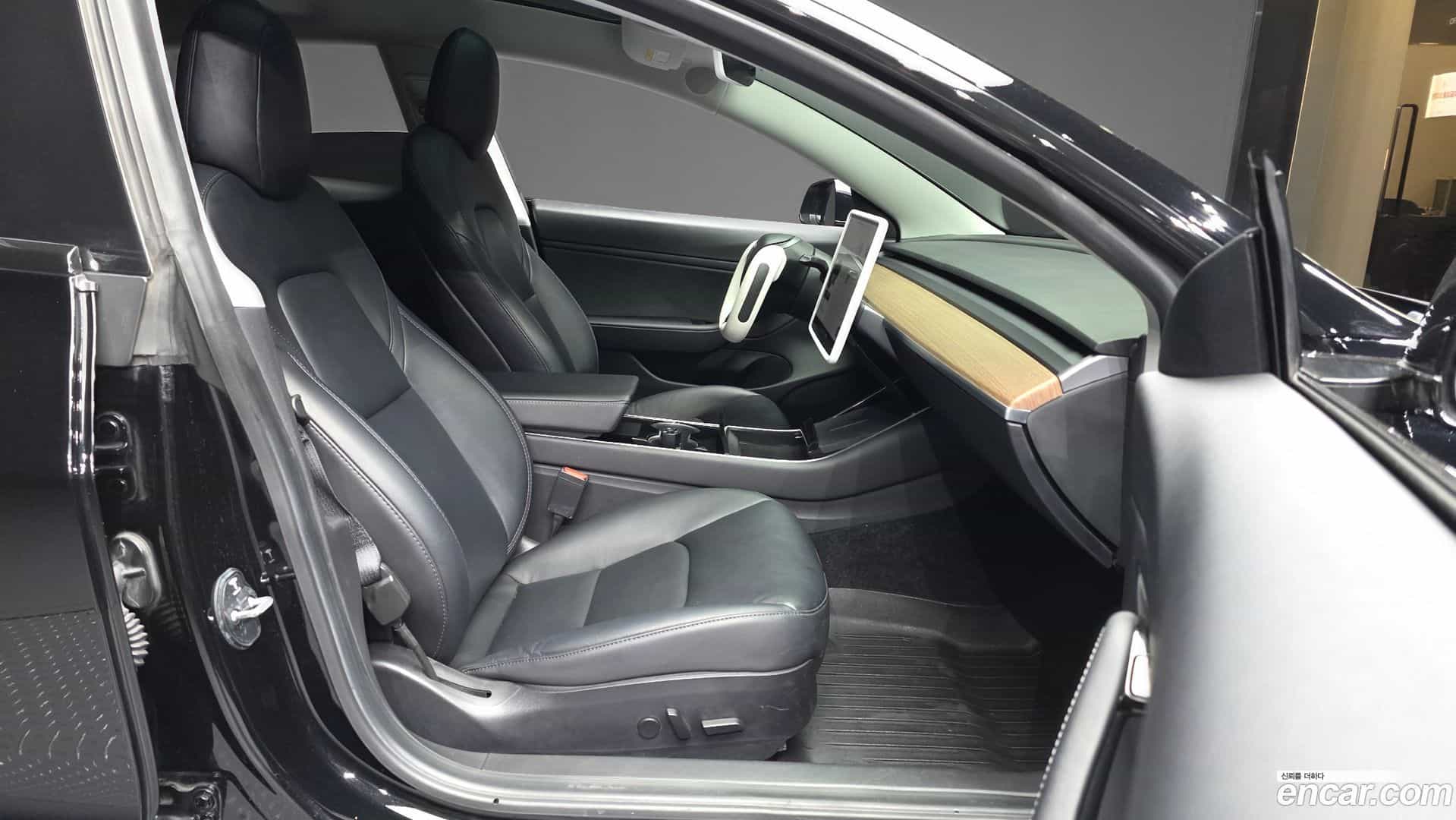 Model 3 Tesla 2020.11-OPTION-015