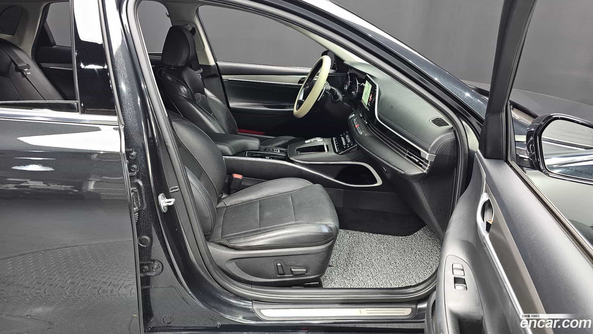 Grandeur Hyundai 2020.5-INNER-036