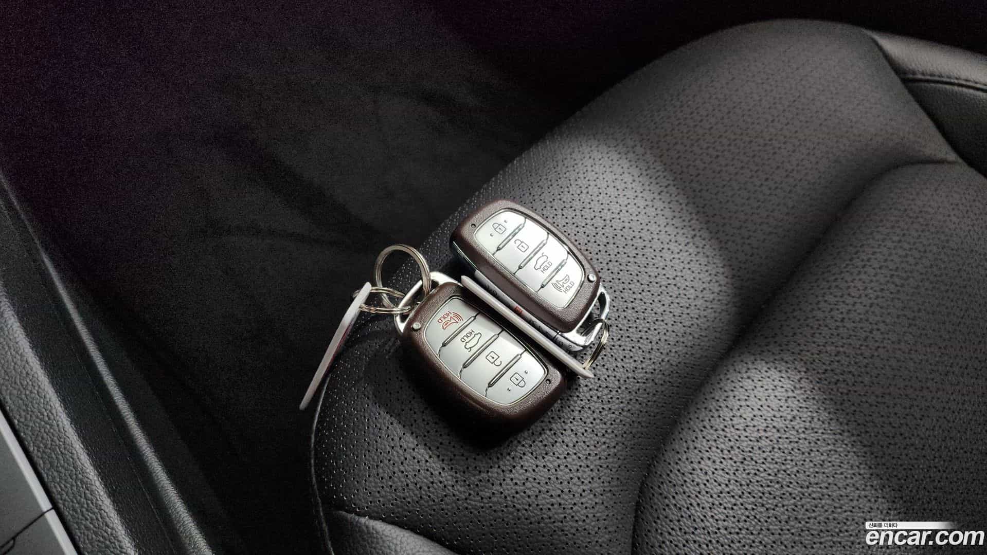 AVANTE Hyundai 2018.0-OPTION-020