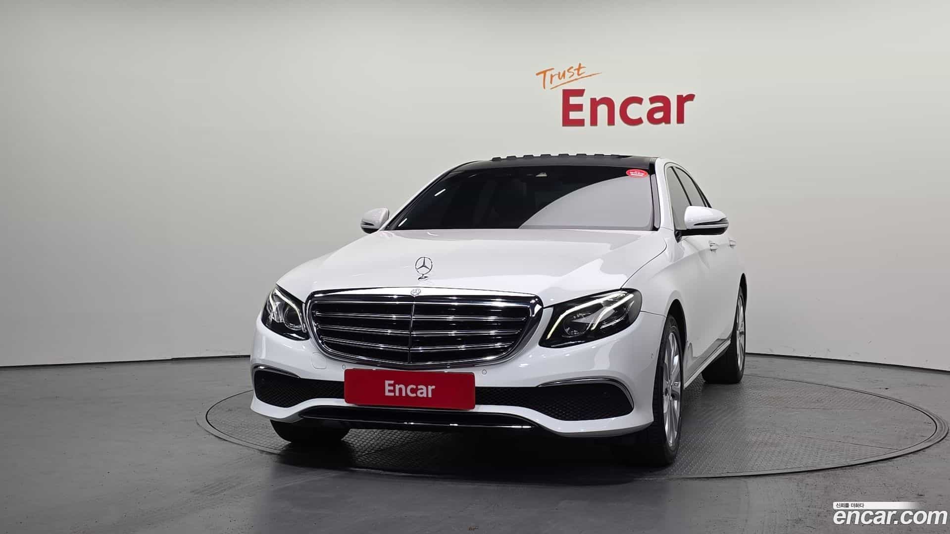 E-Class Mercedes-Benz 2016.11-OUTER-003