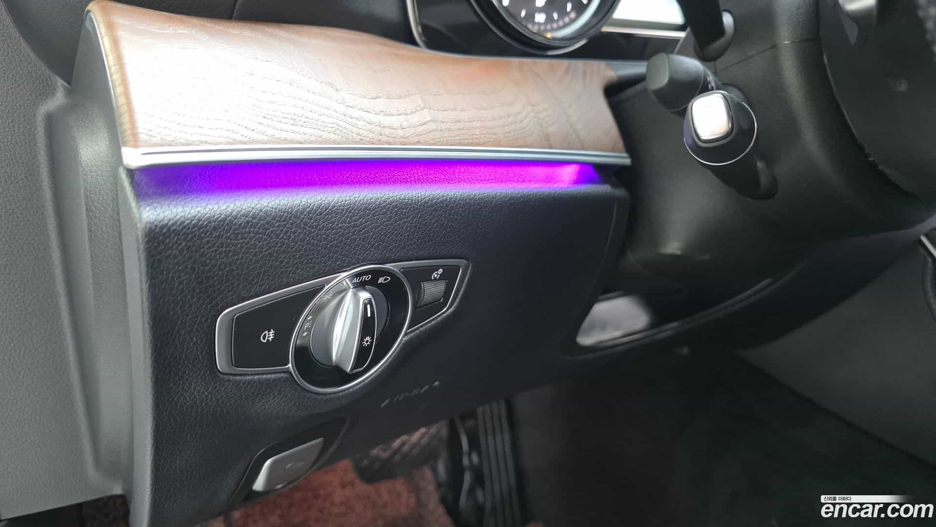 E-Class Mercedes-Benz 2016.11-OPTION-018